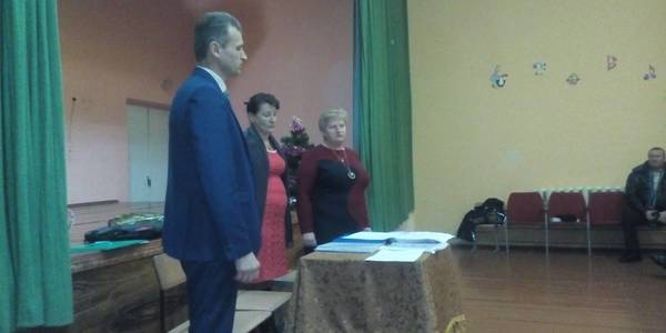 First session of Vchorayshenska AH held 
