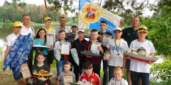 How to motivate young people and interest children: experience of Korostyshivska AH