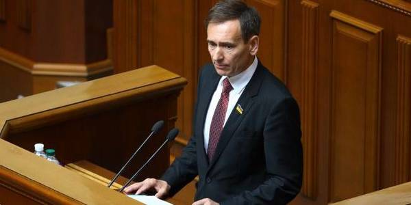 У Президента готують нові зміни до Конституції  щодо прав людини та децентралізації
