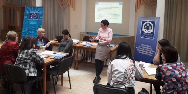 Where can hromada representatives get to know the peculiarities of serving in the local self-government bodies: the schedule of training programmes