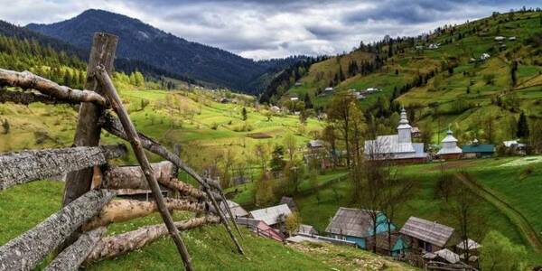 "Children are eager to return to the village". Why are Transcarpathians fascinated by AHs