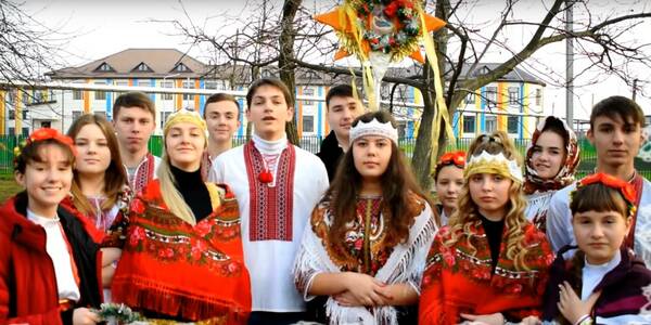 Понад сто колективів з 18 областей: у Дніпропетровській області нагородили переможців першого різдвяного онлайн-фестивалю