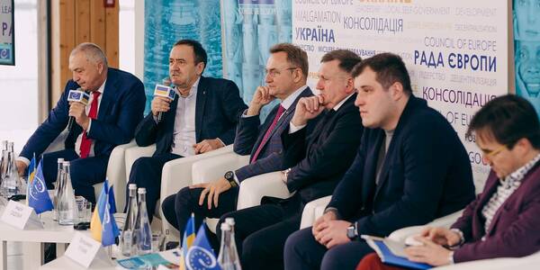 Round table in Lviv format