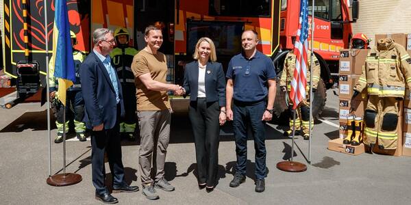 US Ambassador to Ukraine Bridget Brink handed over emergency response equipment to the State Emergency Service of Ukraine (video)