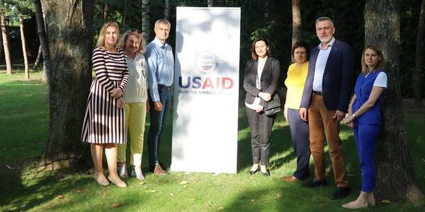 Проєкт USAID «ГОВЕРЛА» обговорив питання місцевого економічного розвитку з народними депутатами Волині

