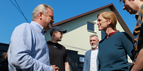 Reconstruction and first results of eRecovery: USAID delegation led by Samantha Power visits Bucha

