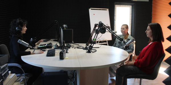 В Опішнянській громаді запрацювало локальне радіо «Опішня FM»: голос громади — тепер в ефірі