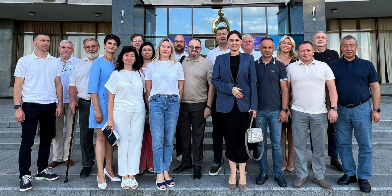 923c008498c1a324456912b9d85747dc