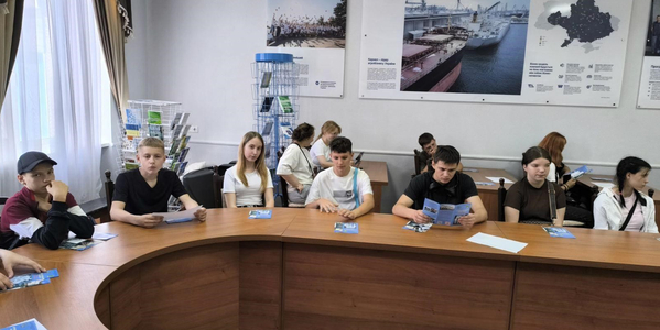 Виховати своїх фахівців, аби не шукати чужих. Як Глеюватська громада налагоджує систему профорієнтації