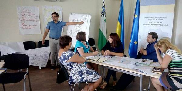 Матриця або ж управлінське перезавантаження: на Чернігівщині фахівців об’єднаних громад вчили писати проекти для міжнародних донорів  