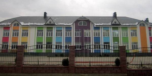 No chance for decentralisation skeptics to croak disaster: construction of new schools is growing in Ukraine