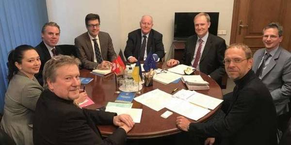 Statement of Donor Board on support of decentralisation draft laws to be considered at meeting of specialised committee on 28 February