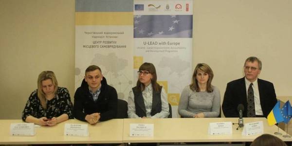 Students and hromadas’ representatives of Chernihiv Oblast got acquainted at "Vacancies Fair of AHs"