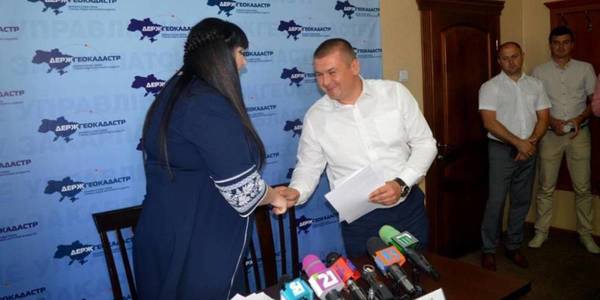 Zakarpattia Oblast’s AHs to receive 1300 hectares of agricultural land into communal ownership