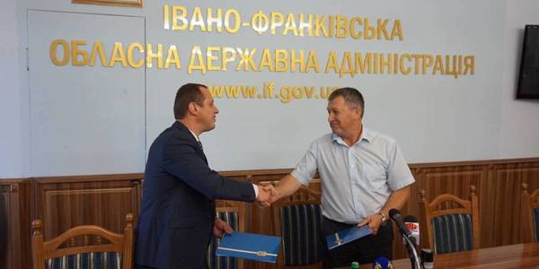 6 AHs of Ivano-Frankivsk Oblast received land outside settlements