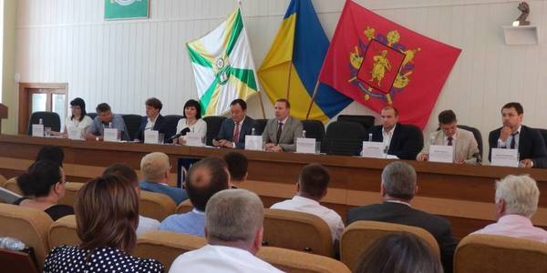 Overcoming of corruption, division of powers, accession to cities and future of rayons: decentralisation discussed in Zaporizhzhia Oblast 