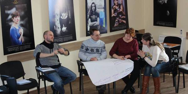 Громади, де чути голос молоді: 5 ОТГ Чернігівщини створюють молодіжні ради