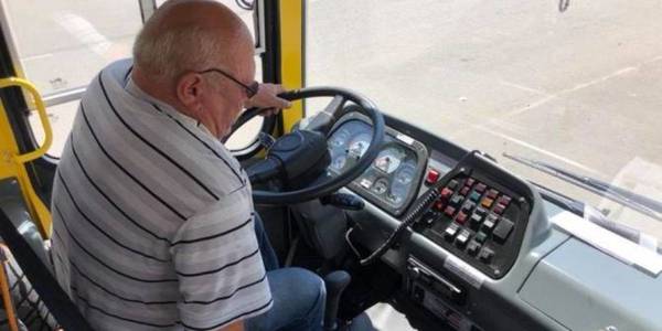 Кілійська ОТГ придбала перший шкільний автобус