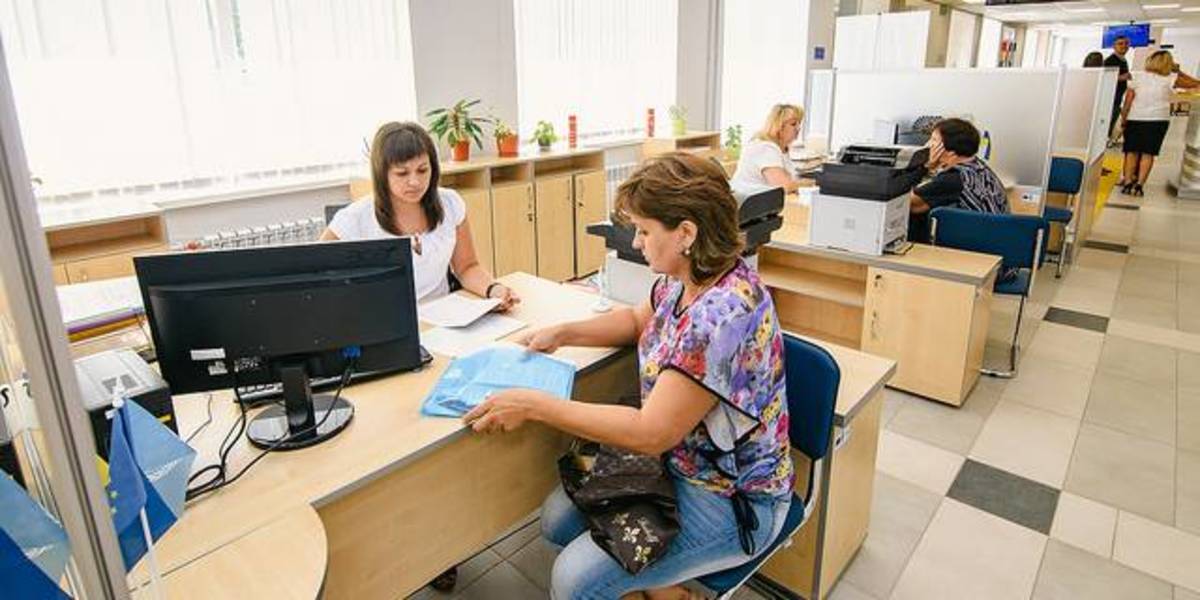 Improving access to quality administrative and social services for the conflict-affected population in Mykolayivka
