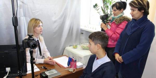 У ЦНАПі Якушинецької ОТГ розпочато оформлення ID-карток паспортів громадян України та закордонних паспортів