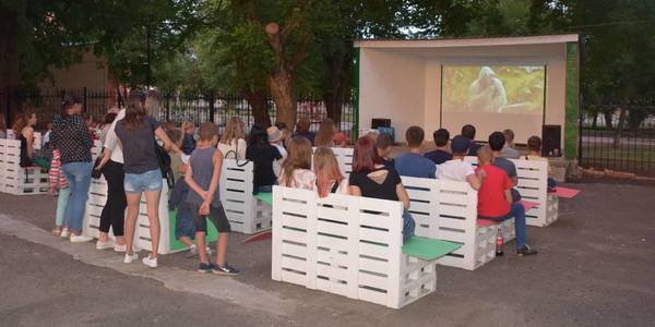 Open air movie paradise. Know-how of Bashtanska AH