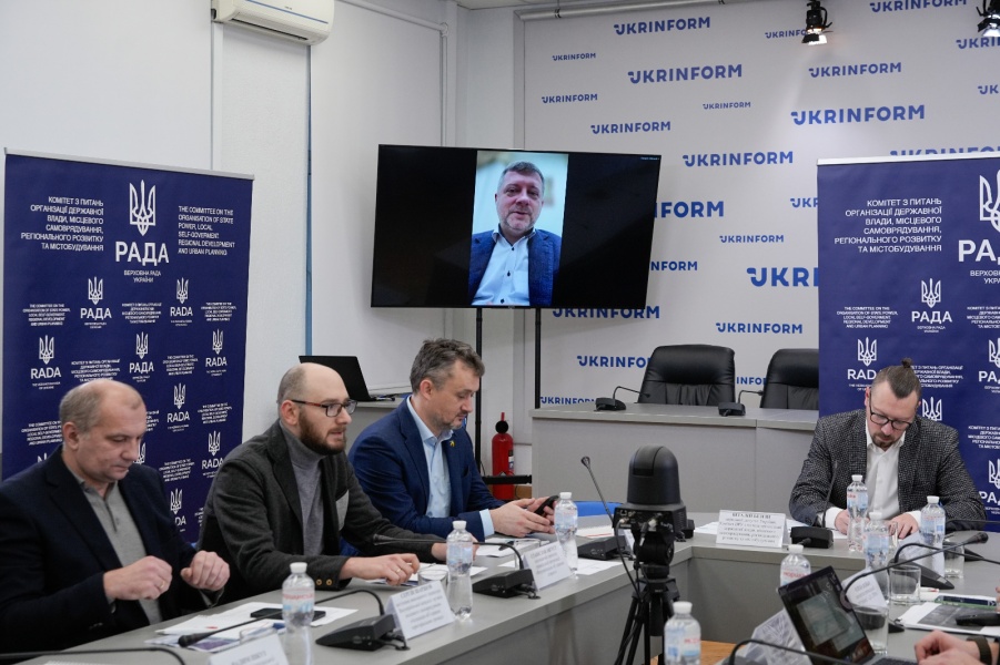 Підзвітність старост: що показало дослідження та куди рухатись далі