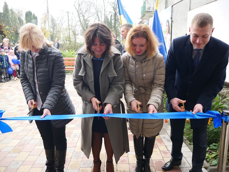 В Новострілищанській ОТГ за підтримки Програми  «U-LEAD з Європою» відкрився Центр надання адміністративних послуг