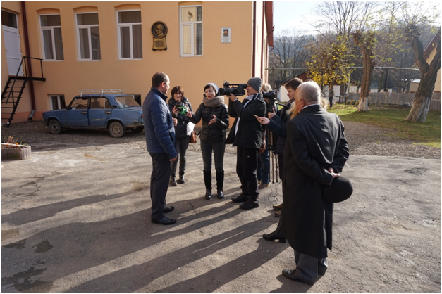 Прес-тур продовжується: Чернівецькі журналісти відвідали Вижницьку об’єднану громаду