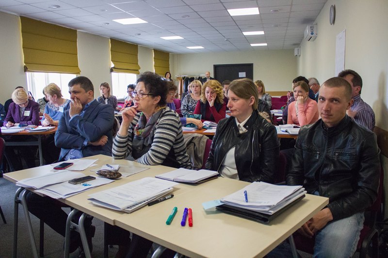Autonomisation of healthcare institutions, organisation of primary healthcare in hromadas - representatives of AHs of Sumy Oblast trained to work under healthcar reform