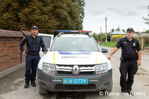 Ярослав Дружик і Сергій Олійник, поліцейські офіцери Тлумацького відділу поліції