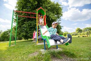 Thumb %d0%94%d0%b8%d1%82%d1%8f%d1%87%d0%b8%d0%b9 %d1%81%d0%b0%d0%b4%d0%be%d1%87%d0%be%d0%ba  %d0%94%d0%b6%d0%b5%d1%80%d0%b5%d0%bb%d1%8c%d1%86%d0%b5  %d0%b2 %d1%81%d0%b5%d0%bb%d1%96 %d0%92%d0%b8%d1%88%d0%bd%d1%96%d0%b2%d1%87%d0%b8%d0%ba  %d0%97%d0%be%d0%bb%d0%be%d1%82%d0%bd%d0%b8%d0%ba%d1%96%d0%b2%d1%81%d1%8c%d0%ba%d0%b0 %d0%b3%d1%80%d0%be%d0%bc%d0%b0%d0%b4%d0%b0  23 