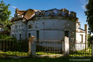 Палац у неоготичному стилі, село Вишеньки, Коропська громада