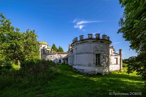 Палац у неоготичному стилі, село Вишеньки, Коропська громада