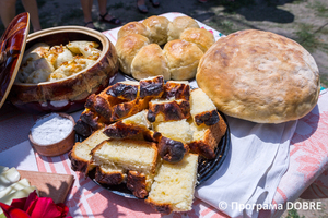 Випічка Олександри Ціцей, село Макариха, Дмитрівська громада