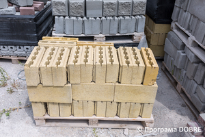 Thumb %d0%9f%d1%96%d0%b4%d0%bf%d1%80%d0%b8%d1%94%d0%bc%d1%81%d1%82%d0%b2%d0%be %d0%b7 %d0%b2%d0%b8%d0%b3%d0%be%d1%82%d0%be%d0%b2%d0%bb%d0%b5%d0%bd%d0%bd%d1%8f %d1%82%d1%80%d0%be%d1%82%d1%83%d0%b0%d1%80%d0%bd%d0%be%d1%97 %d0%bf%d0%bb%d0%b8%d1%82%d0%ba%d0%b8 %d1%82%d0%b0 %d1%86%d0%b5%d0%b3%d0%bb%d0%b8  %d0%93%d0%b0%d0%bb%d0%b8%d1%86%d0%b8%d0%bd%d1%96%d0%b2%d1%81%d1%8c%d0%ba%d0%b0 %d0%b3%d1%80%d0%be%d0%bc%d0%b0%d0%b4%d0%b0  25 